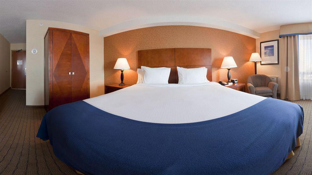Sandman Hotel & Suites London Downtown Екстер'єр фото